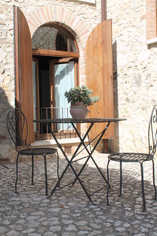 Agriturismo Poggio Della Rosa Amelia Bagian luar foto